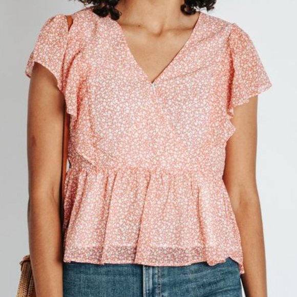 NEW WITH TAGS - Wishlist Apparel Ruffle Peplum Blouse - L - Picture 5 of 6